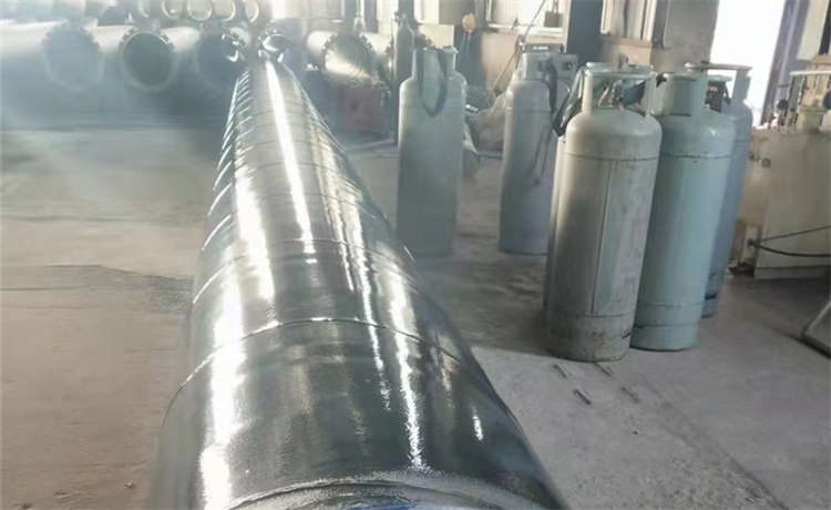 鋼材場螺旋管現(xiàn)貨，1236mm螺旋焊管，防腐螺旋鋼管廠家，循環(huán)水管道廠家