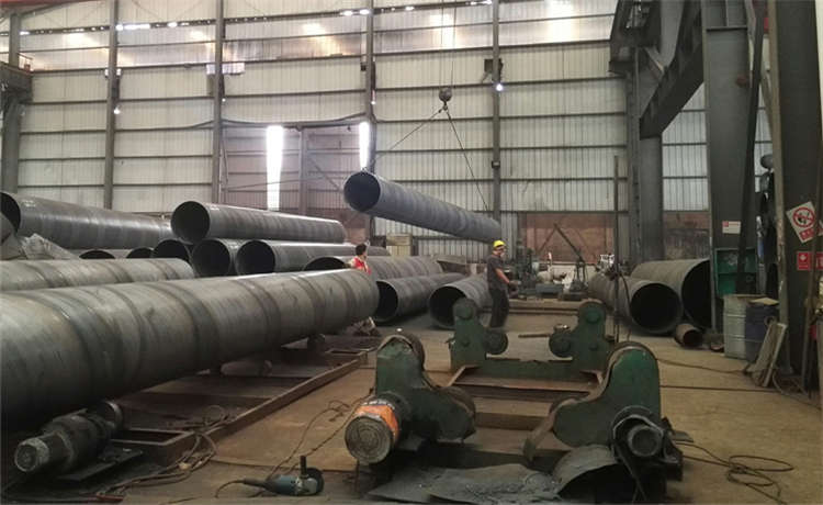 3PE防腐螺旋管廠家，鋼材場(chǎng)防腐螺旋管廠家，820-10螺旋鋼管，外徑1420mm螺旋管