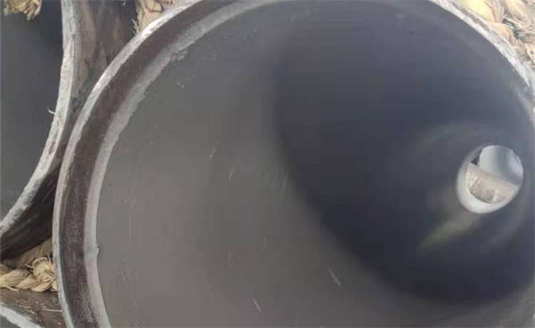 D720mm螺旋管，dn600mm螺旋鋼管，鋼材場槽鋼批發，2820螺旋管廠家